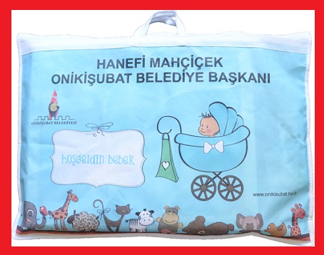 Onikiubat Belediye Bakanl, ile snrlar ierisinde dnyaya gelen bebekleri hediyelerle karlyor.